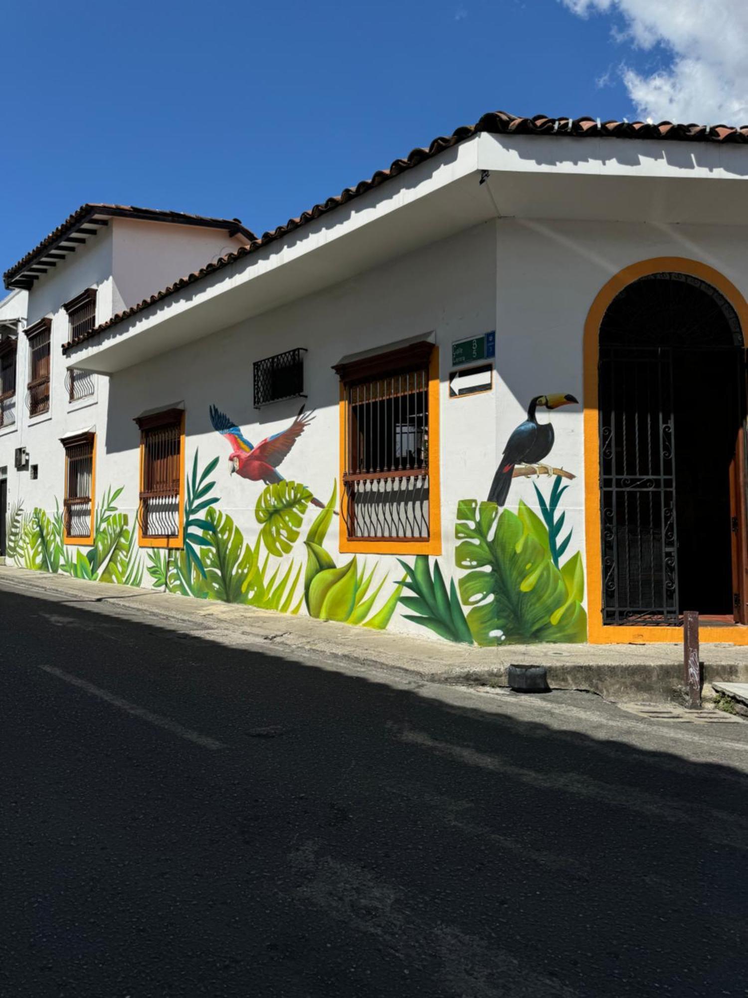 Hotel Casa Bresse Cali Exterior foto
