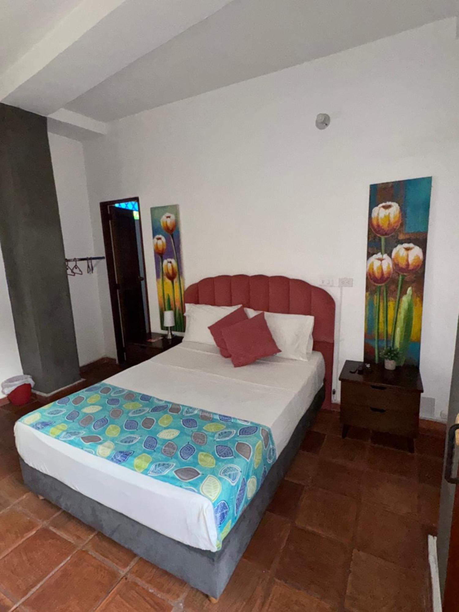 Hotel Casa Bresse Cali Habitación foto